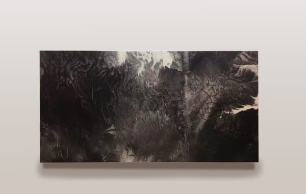 Bingyi, installation view ofFire in the Ocean, 2016, Hong Kong Convention and Exhibition Centre 冰逸，《海火之森》空间照，2016年，香港会议展览中心