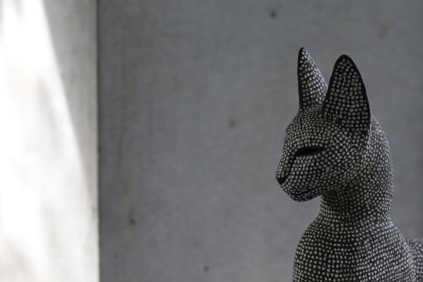 4 B17998 Mokichi Otsuka Sacred Cat H42 W14 2 D28 7Cm 09