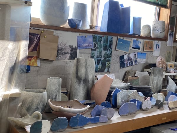 Visiting Mitsukuni Misaki's Chiba-ken Studio, Ippodo Gallery interviews the FLOATING VESSELS ceramicist on his second New York solo exhibition