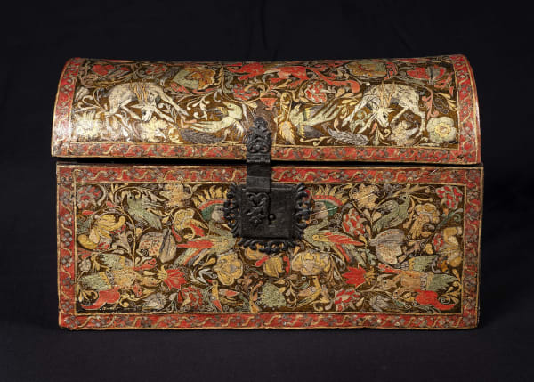Casket, circa 1620 Colombia. Barniz de pasto 31 x 13 x 20 cm