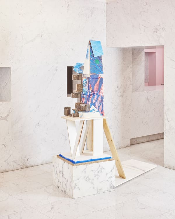 Jan De Cock Sculpture Memorial Raum