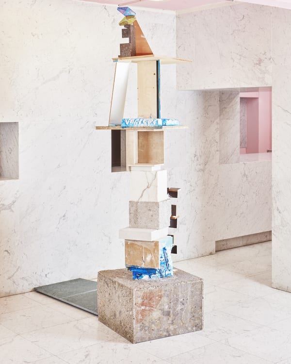 Jan De Cock Sculpture Memorial Raum