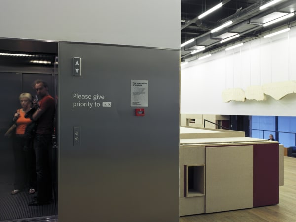 Jan De Cock Denkmal 53, Tate Modern, Bankside 53, London SE1 9TG, United Kingdom