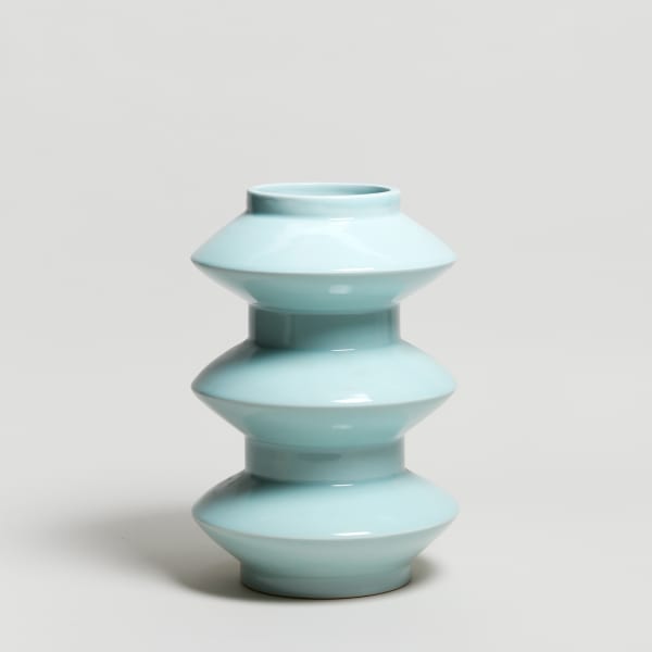 Katsuhito Nishikawa #018974 Libai liu / Saturday (Auflage: 8), 1998-1999 Celadon / Celadon porcelain, cast 32 x 22 x 22 cm