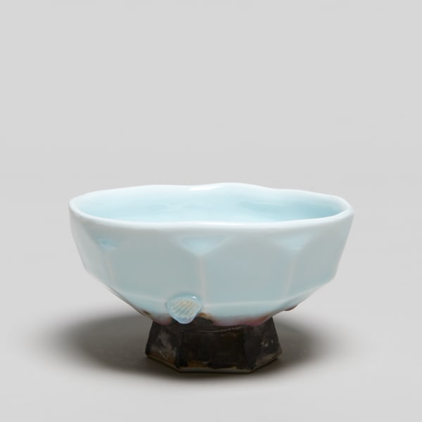 Masamichi Yoshikawa #022752 Chawan (tea bowl), 2023 Porcelain with Seihakuji glaze 8,3 x 14,3 x 14 cm