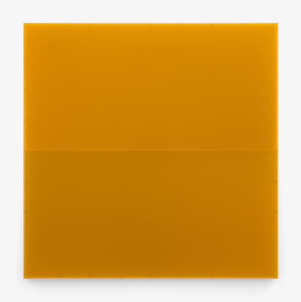 Katsuhito Nishikawa #017166 Kuchinashi-iro / gardenia colour, 2006 Acrylglas, Silberdraht 59,7 x 59,7 x 3,4 cm