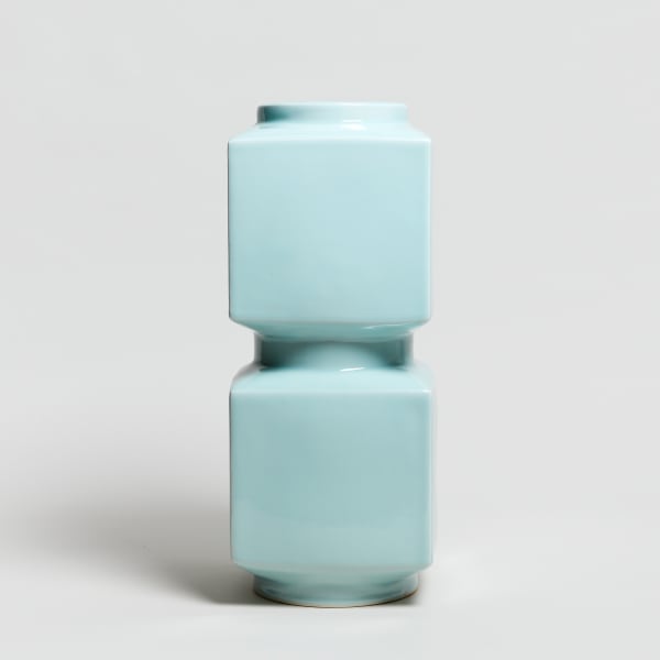 Katsuhito Nishikawa #018972 Libai si / Thursday (edition: 6), 1998-1999 Celadon / Celadon porcelain, cast 40 x 22 x 22 cm