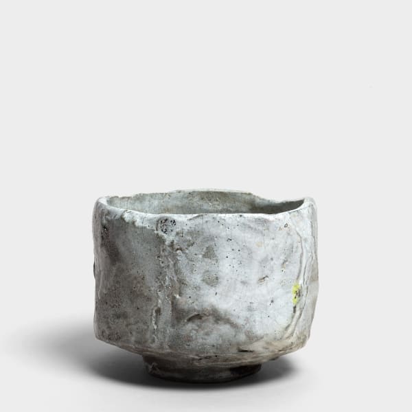 Kei Tanimoto #020161 Weiße Iga Raku-Teeschale (iga shiro raku chawan), Sumigama Brand, 2013 Steinzeug 9,8 x 13 cm