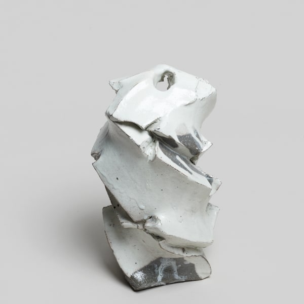 Shozo Michikawa #021844 Sculptural Form, 2018 Stoneware, kohiki 22 x 12 cm