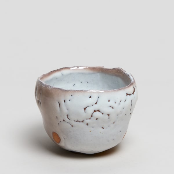Masanao Kaneta #022633 Tea bowl, 2021 Stoneware with Hagi glaze 9,6 x 12,8 x 12,5 cm
