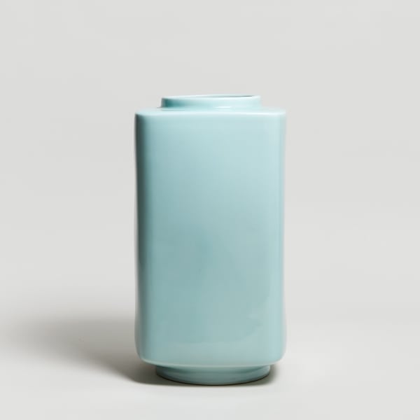 Katsuhito Nishikawa #018975 Libai tan / Sunday (edition: 8), 1998-1999 Celadon / Celadon porcelain, cast 34 x 23 x 23 cm