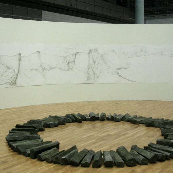 Exhibition views: Japan and the West - The Filled Void