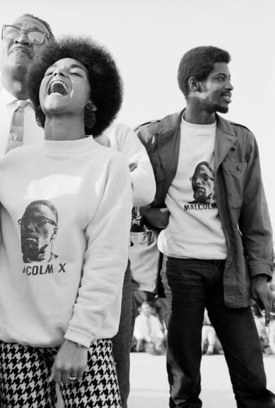 Gordon Parks, Untitled, Washington, D.C., 1963 Courtesy of The Gordon Parks Foundation ©The Gordon Parks Foundation