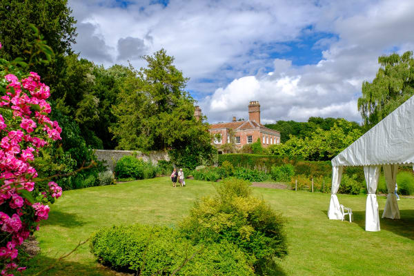 2022 Longhope Summer Opera. Photo credit Tom Lovatt