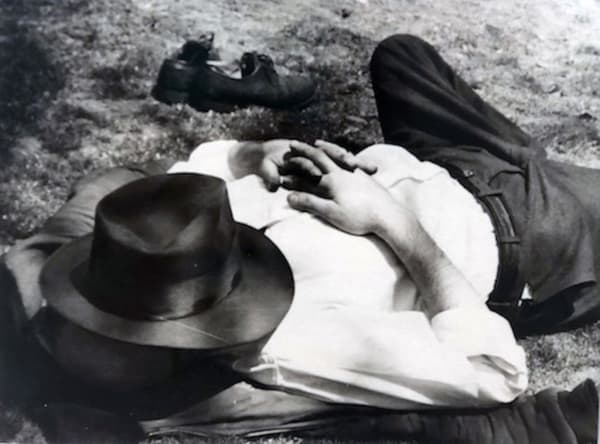 Vivian Maier, Man Napping