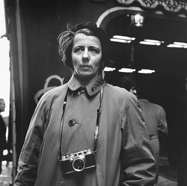 Vivian Maier, Self-Portrait, Chicago n.d., (click to enlarge)