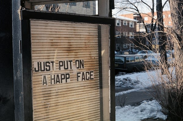 Vivian Maier, Untitled Chicago 1976, Just Put on a Happy face