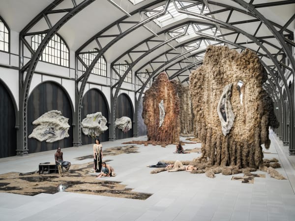 KLÁRA HOSNEDLOVÁ exhibition and performance view, Chanel Commission: Klára Hosnedlová. embrace, Hamburger Bahnhof – Nationalgalerie der Gegenwart, Berlin, 2025