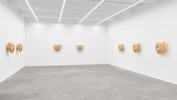 ANNA UDDENBERG exhibition view, BIG BABY, Kraupa-Tuskany Zeidler, Berlin, 2021