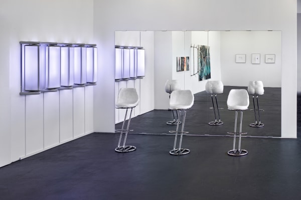 ANNA UDDENBERG Booty Dummy Demo, 2013 styrofoam, glass fiber, aqua resin, bar stools, rotating lamps, mirrors size variable unique AU/I 13-01/U
