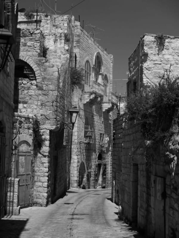 The Absence of Paths