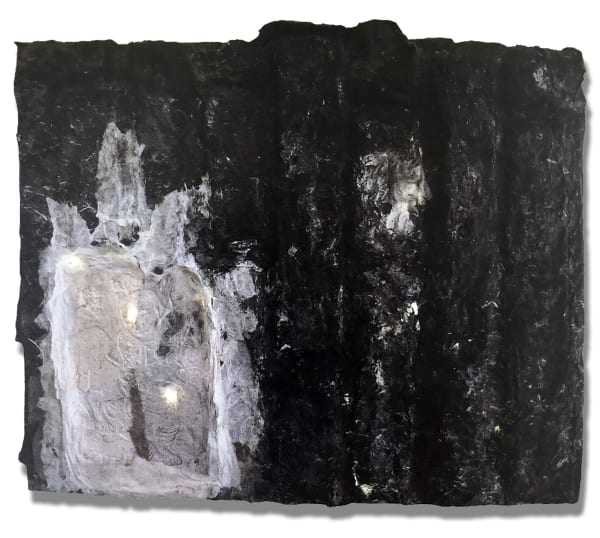 在家里，2015 宣紙、水墨、畫板、燈 42 x 52 x 6 cm