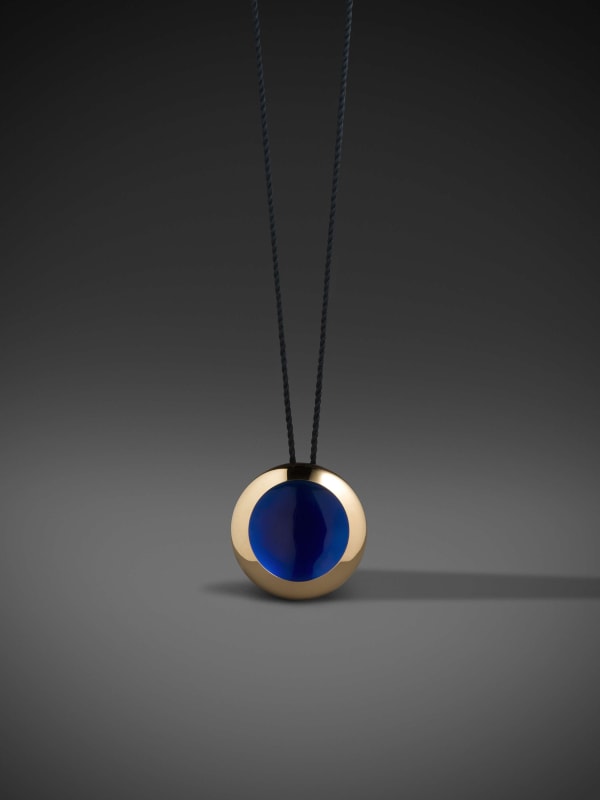 anish-kapoor-large-water-pendant-22ct-gold-with-blue-interior..jpeg