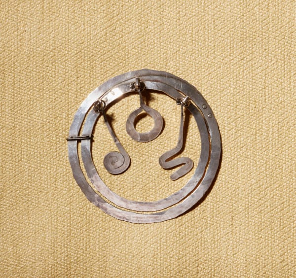 Alexander Calder - Brooch, c. 1940