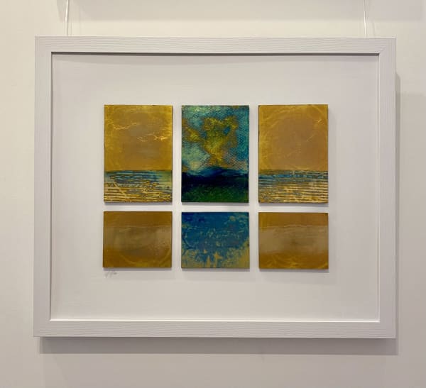 Abstract art in gold
