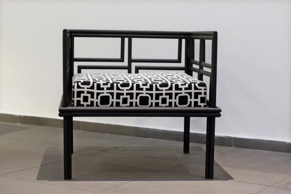 Fauteuil square mutation, 2019