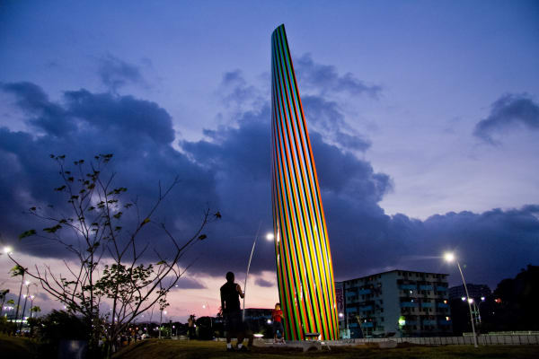 "Cromovela Cinta Costera" Carlos Cruz-Diez (2014) PROJECT