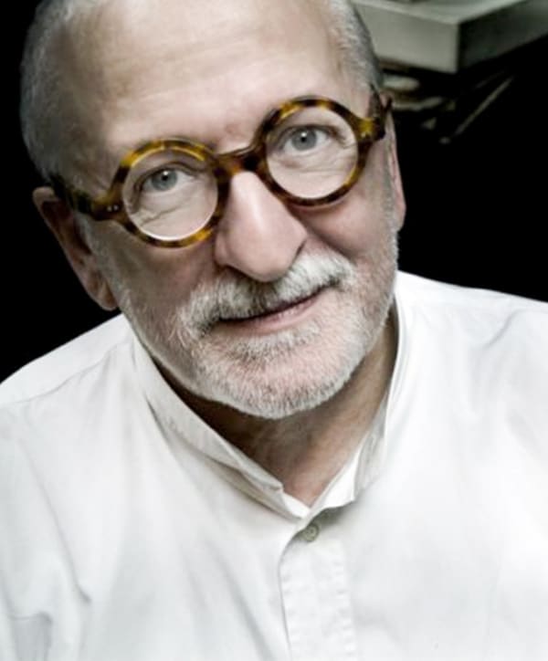 Ennio Chiggio - Portafolio con Victor Lucena, Edoardo Landi, Narciso Debourg y Marina Apollonio , 2018