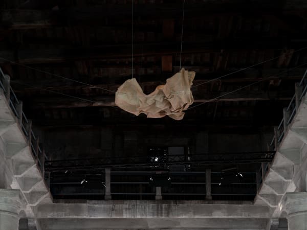 Installation view La Biennale di Venezia 2024, Rindon Johnson For example, collect the water just to see it pool there above your head. Don’t be a Fucking Hero! 2021-ongoing | Photos: Ugo Carmeni