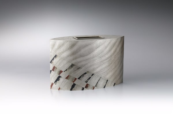 Oshiyama Matako, Kakuhanmon Vase "Sazare Gumo" (Little Clouds)