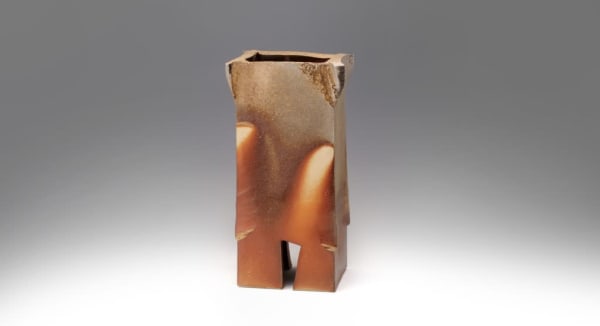Isezaki Jun - Bizen Square Flower Vase, 2016