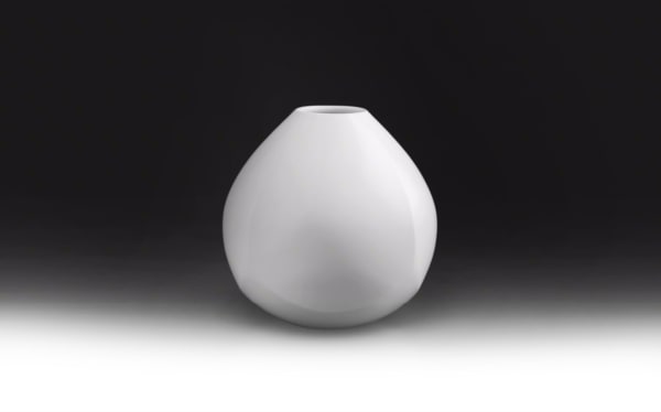 Maeta Akihiro, White Porcelain Faceted Jar, 2017