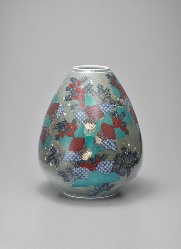 Imaizumi Imaemon XIV, Vase with Zuika (Mullein) Flower Patterns, 2013