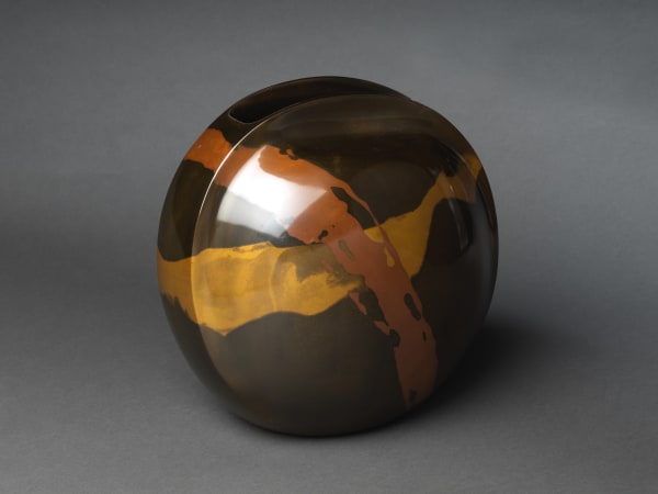 Hannya Tamotsu (Japanese, born 1941). Round Flower Vase, 2016. Heisei period (1989–2019). Casting with an alloy of copper and arsenic (kuromidō), brass, and copper. H. 11 7/8 in. (30.2 cm); W. 10 5/8 in. (27 cm); D. 7 7/8 in. (20 cm). The Metropolitan Museum of Art, Gift of Hayashi Kaoru, in celebration of the Museum’s 150th Anniversary, 2020 (2020.76.9). Image © Hannya Tamotsu
