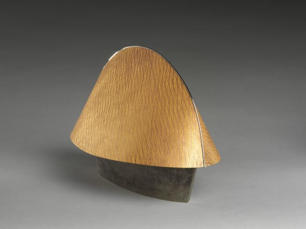 Iino Ichirō (Japanese, born 1949). Harmony (Wa). Heisei period (1989–2019). Copper, gold foil, amalgam gilding, silver plate, and stainless steel. H. 9 1/4 in. (23.5 cm); W. 14 1/2 in. (36.8 cm); D. 7 7/8 in. (20 cm). The Metropolitan Museum of Art, Gift of Hayashi Kaoru, in celebration of the Museum’s 150th Anniversary, 2020 (2020.76.12a, b). Image © Iino Ichirō