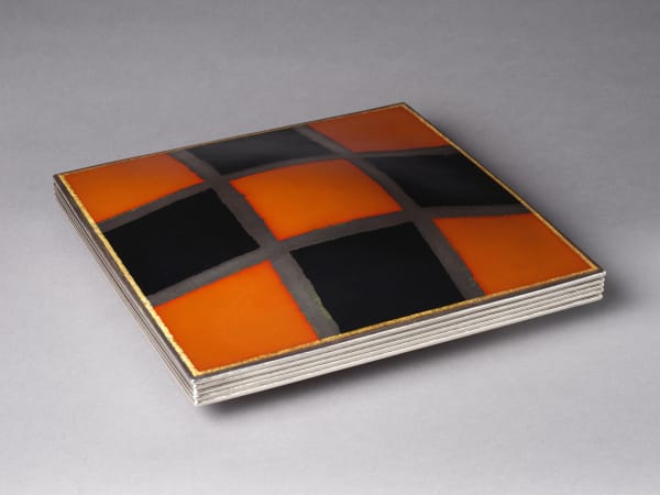 Tanaka Terukazu 田中照一 (Japanese, born 1945). Checked Box in Red and Black, 2020. Reiwa period (2019–present). Silver, copper and gold alloy (shakudō), and copper. H. 4 in. (10.2 cm); W. 15 3/8 in. (39.1 cm); D. 15 in. (38.1 cm). The Metropolitan Museum of Art, Gift of Hayashi Kaoru, in celebration of the Museum’s 150th Anniversary, 2020 (2020.390.6a, b). Image © Tanaka Terukazu
