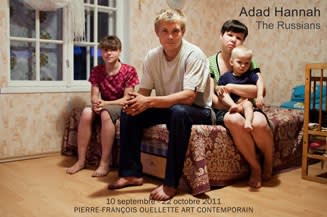 Adad Hannah : Les Russes