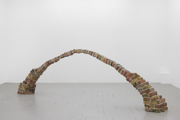 TROUBLED WATERS 2018 Found Bricks 490 cm x 130 cm x 40 cm