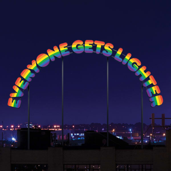 UGO RONDINONE, HEPİMİZ IŞIĞIZ PİLEVNELİ | DOLAPDERE