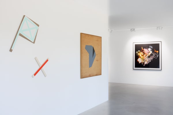 Installation view NYC | MUC | BER : Destionation Murnau with works by Marco Stanke and Michael Ullrich alongside selected paintings of NY-based artist Judy Rifka. PULPO GALLERY 2024.