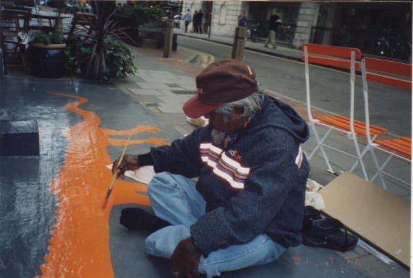 Jimmy Pike painting outside the Rebecca Hossack Art Gallery