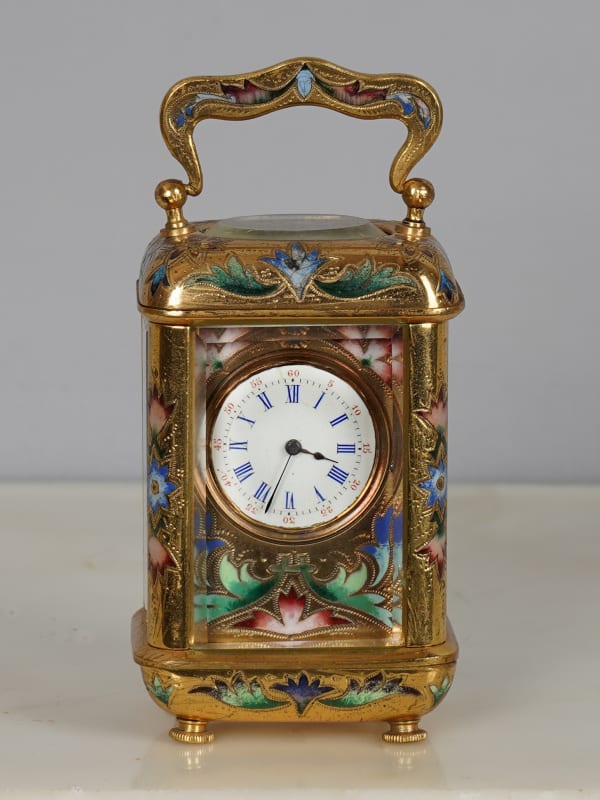 Unknown, A 19th Century carriage clock with round corners, Paris, date circa 1870