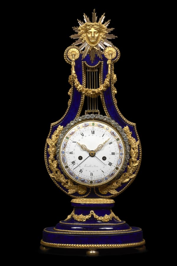 Lyre clocks