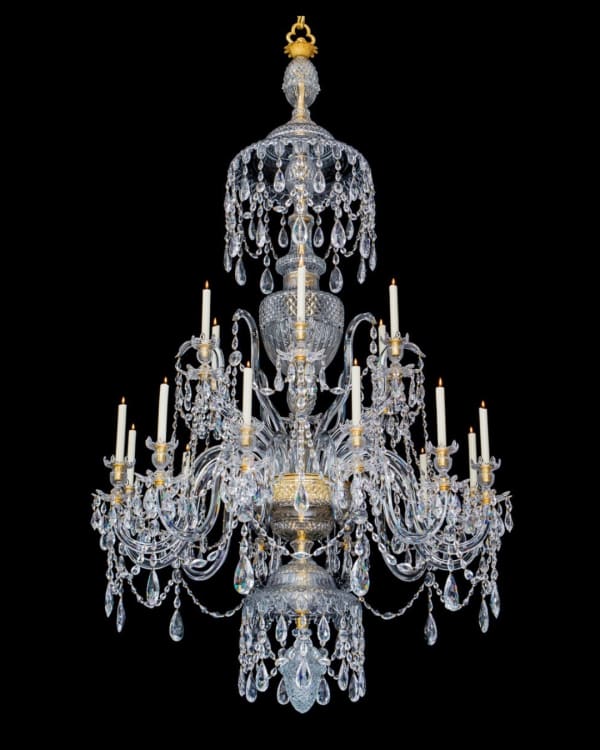 A GEORGE III CHANDELIER ATTRIBUTED TO WILLIAM PARKER, English, circa 1795