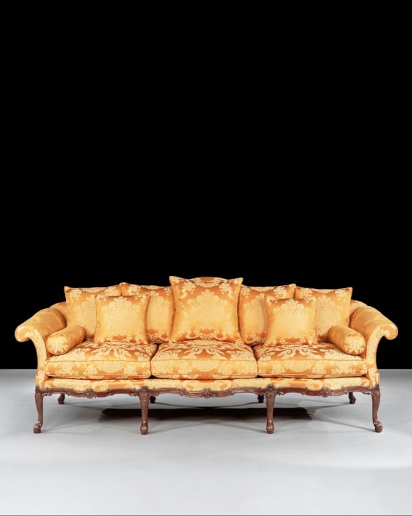 A GEORGE II MAHOGANY SETTEE ATTRIBUTED TO WRIGHT & ELWICK, English, circa 1755