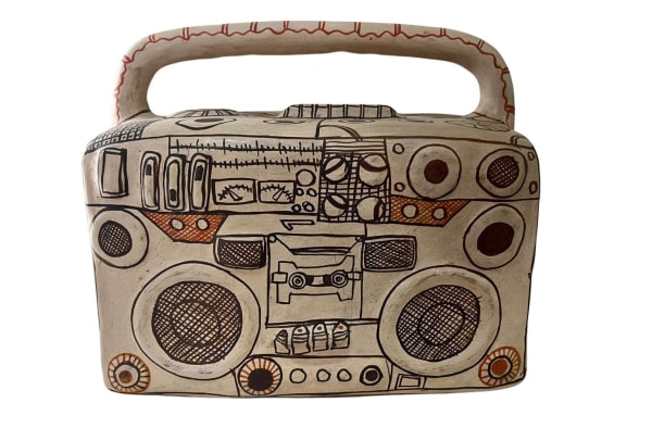 Cisco Jiménez, Radiograbadora horizontal , 2021, Signed on the underside, Clay with natural pigments, In collaboration with maestra Carmen Camilo Ayala de San Agustín Oapan, Guerrero, 8.6 x 10 x 6 in, 22 x 26 x 16 cm.